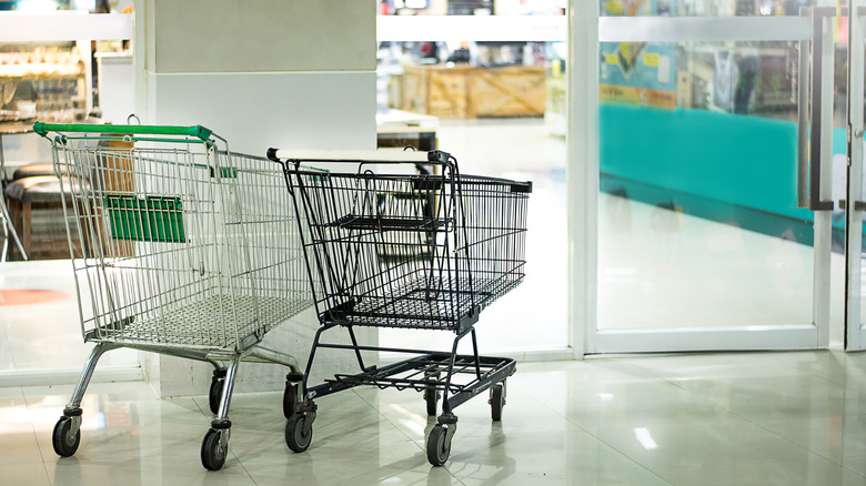 Empty carts at Costco