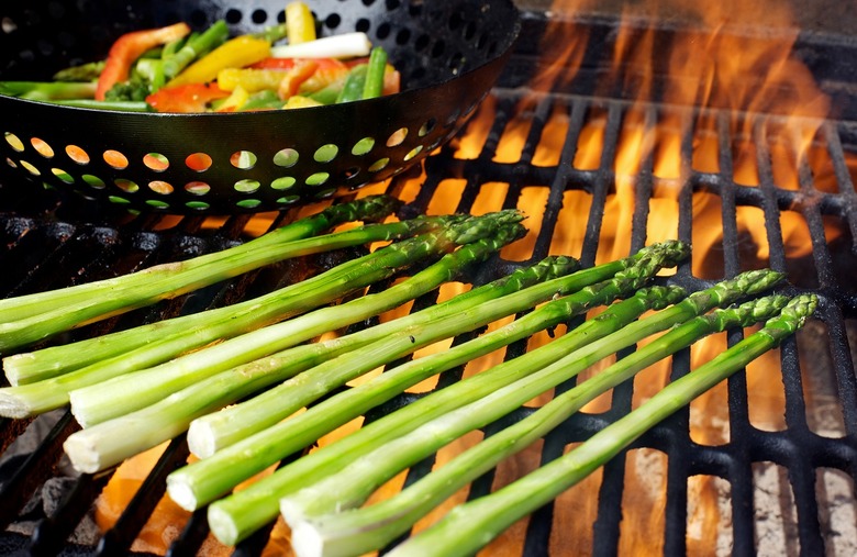 Iowa: How to grill asparagus 