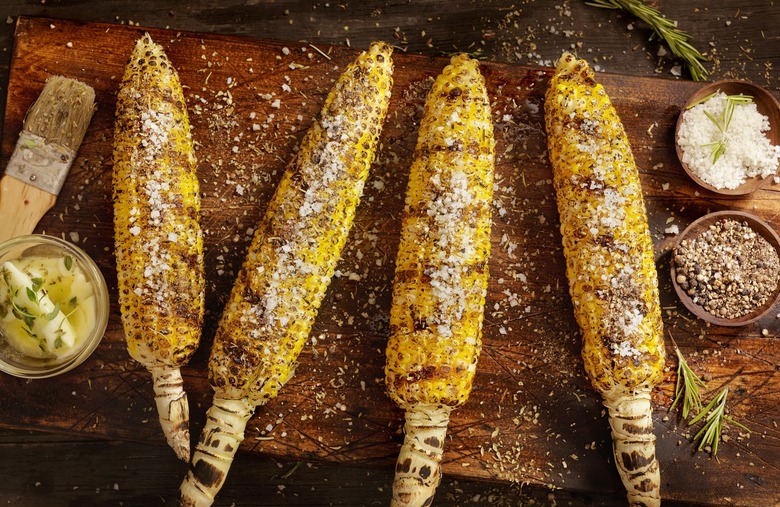 Kansas: How to grill corn on the cob 