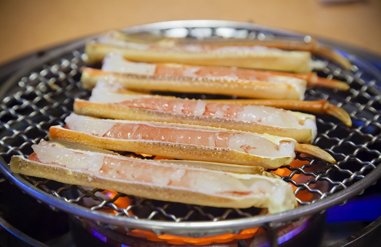 Ohio: How to grill crab legs