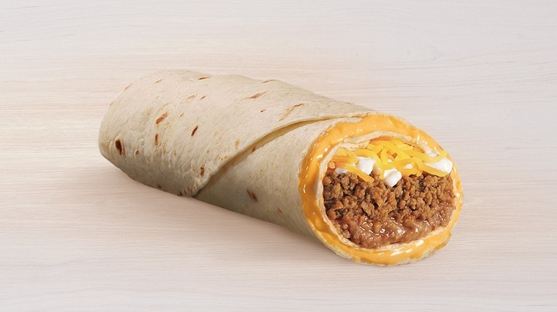 Taco Bell Beefy 5-Layer Burrito