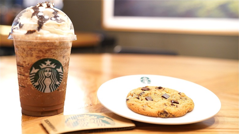 Starbucks Mocha Frappuccino and cookie