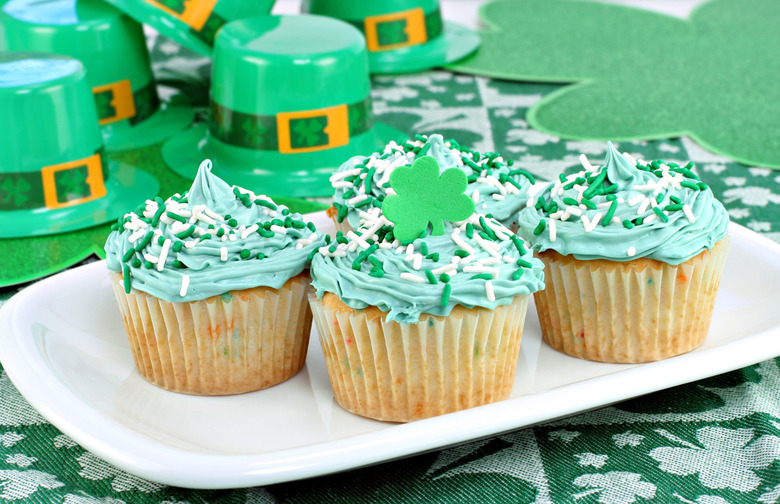 Surprise-Inside St. Paddy's Day Cupcakes