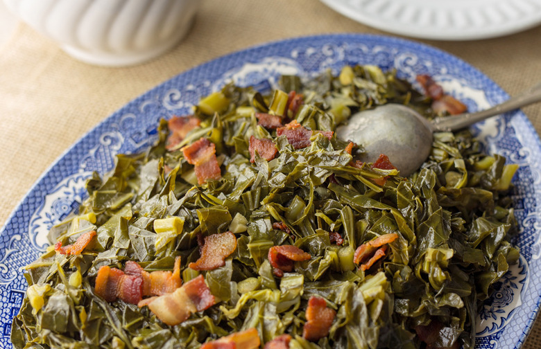 Collard Greens in Spicy Tomato Sauce