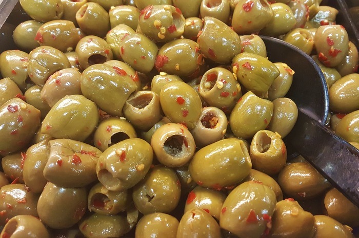 Marinated Olives With Fennel, Lemon, and Chile Pepper