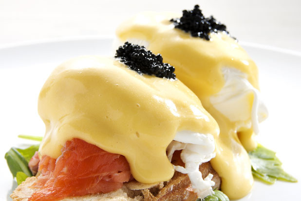 How to Create a Stellar Eggs Benedict Bar