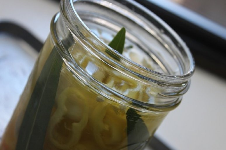 Pickled Banana Peppers 