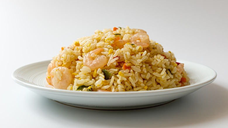 Small fried rice on plate