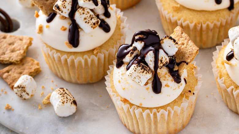 individual s'mores cupcakes