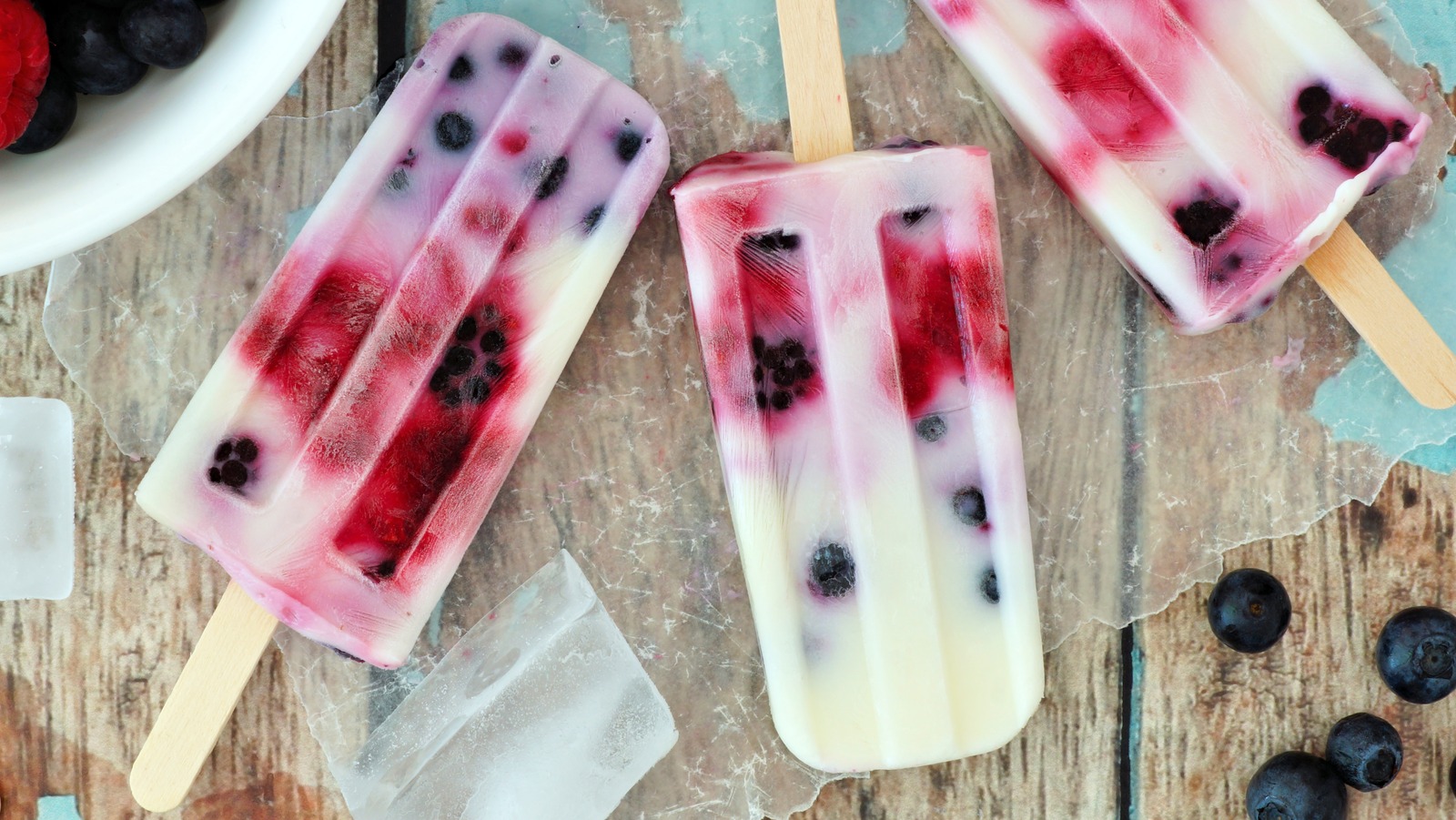 keeping ice cream frozen with dry ice