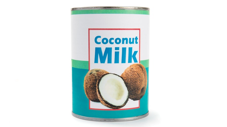 Can of coconut milk