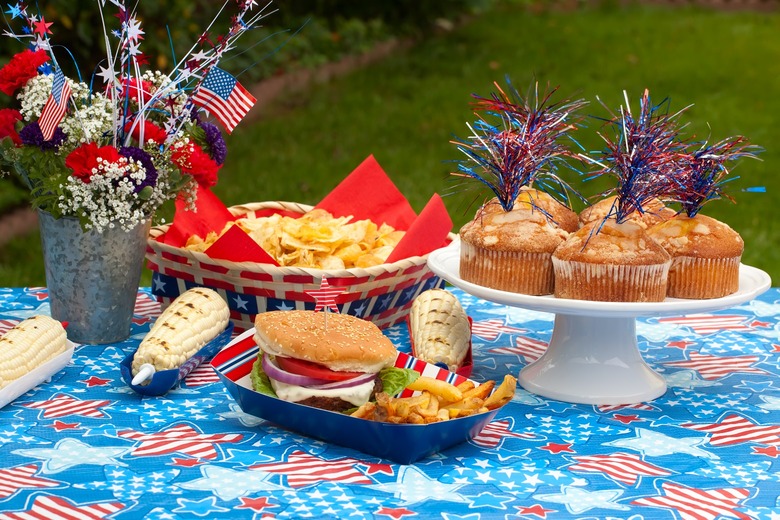 How to Throw the Ultimate Labor Day Party