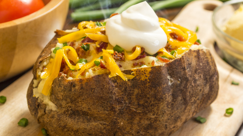 baked potato sour cream