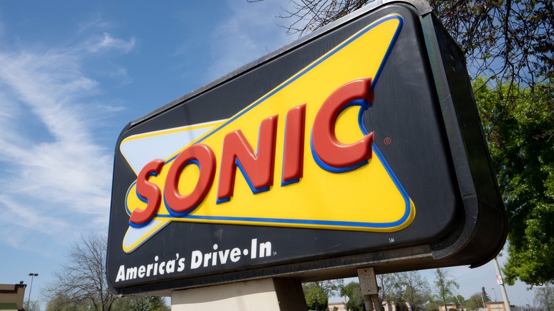 Sonic Drive-in sign