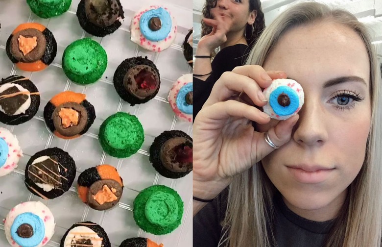 Eyeball Cupcakes