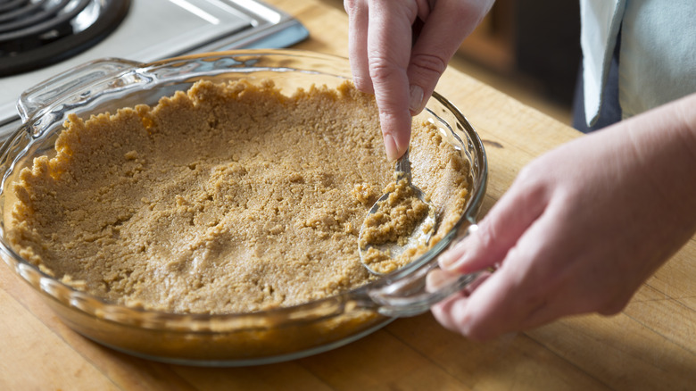 making pie crust