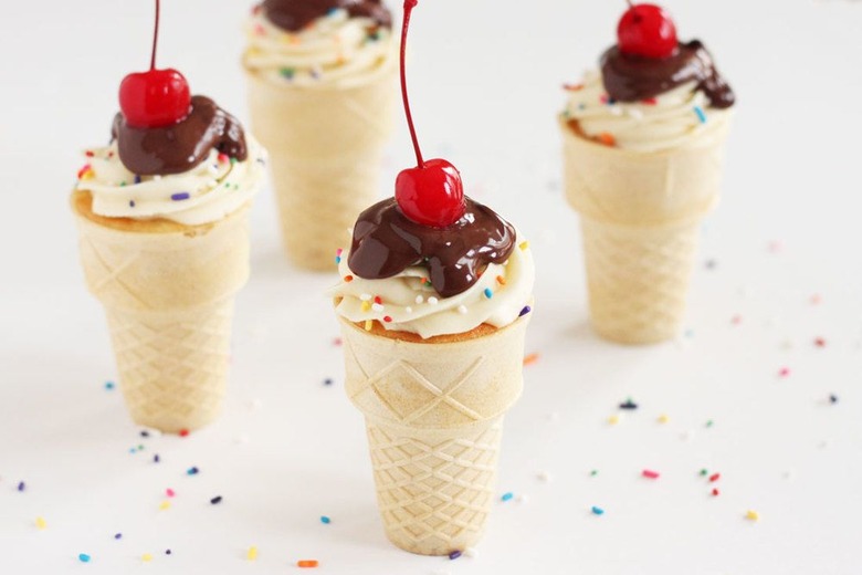 Ice Cream Sundae Cupcakes