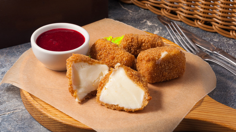 Fried Brie with berry sauce