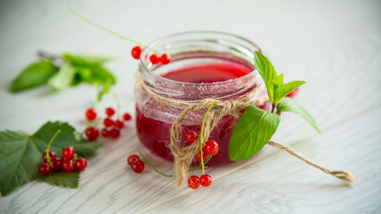 red currant jelly