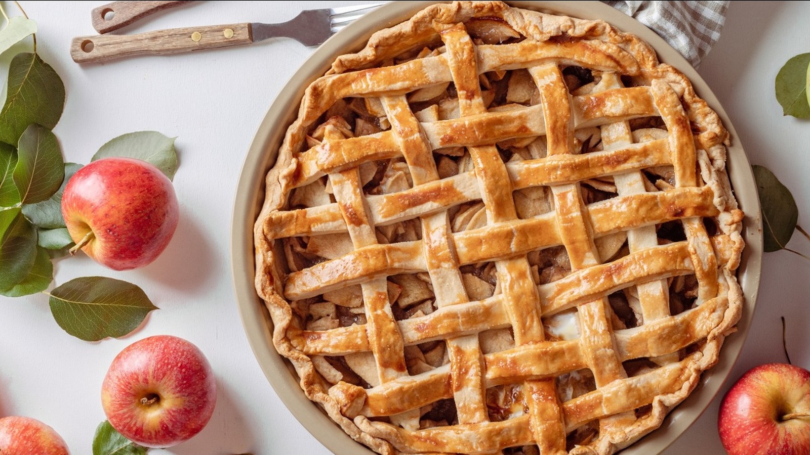 If You're New To Making Pie, Fruit Choice Really Matters