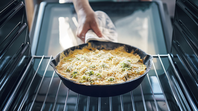 removing cast iron from oven