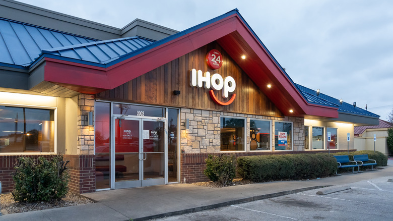 The exterior of an IHOP restaurant 