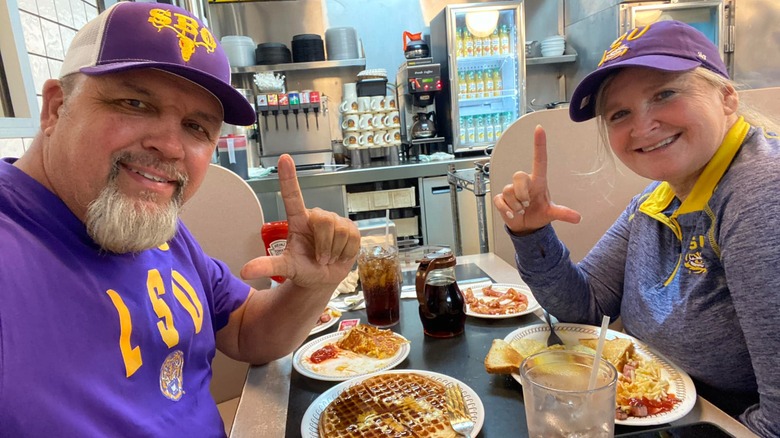 couple eating at Waffle House