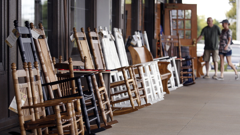 cracker barrel rocking chairs