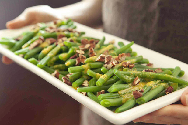 Green Beans with Pecans and Clementine Dressing