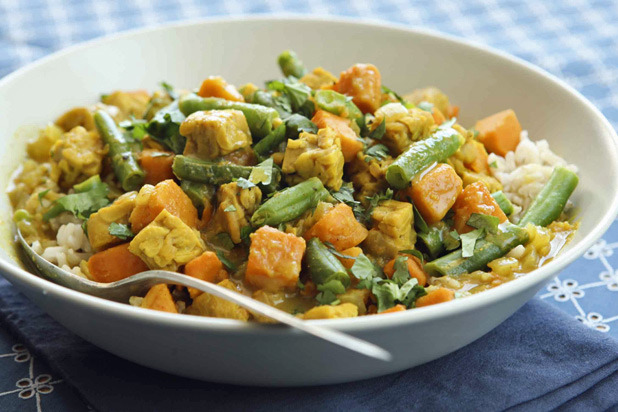 Tempeh Curry with Sweet Potatoes and Green Beans