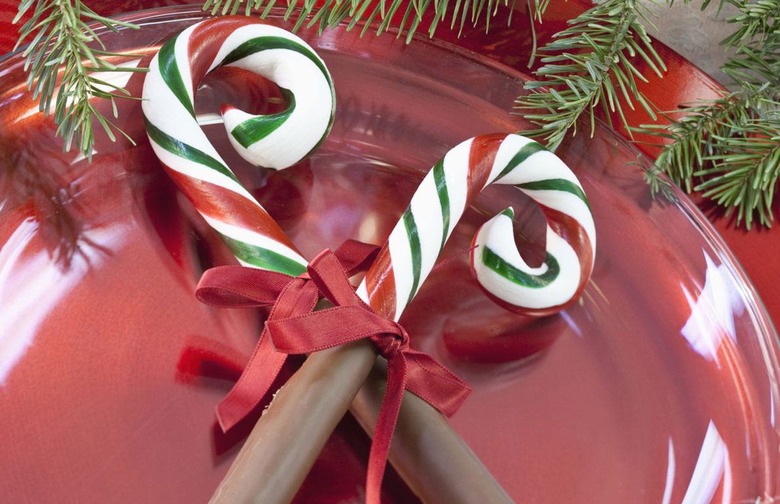  Decadent Candy Cane Dippers