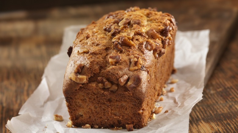 Banana bread with nuts