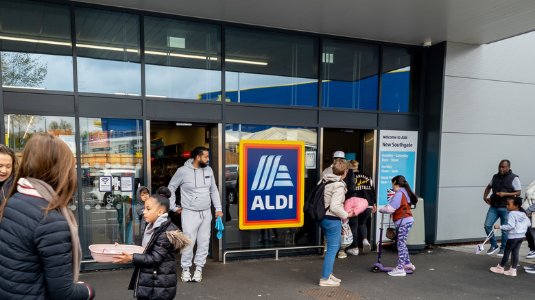 Is Aldi Open On New Year s Day 2024