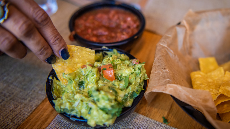 chips and guac