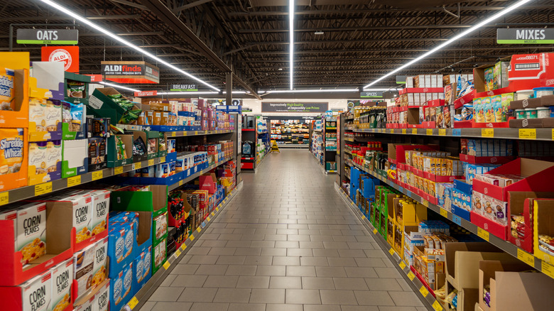 An aisle at Aldi