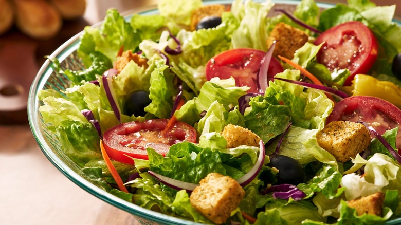 olive garden salad in bowl