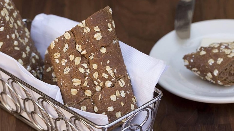 brown bread in bread basket at the cheesecake factory