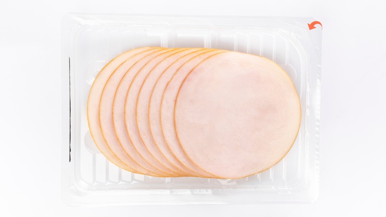 sliced deli turkey