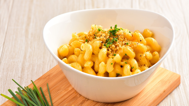 bowl of mac and cheese