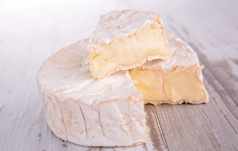 Safe: Cheeses made with mold