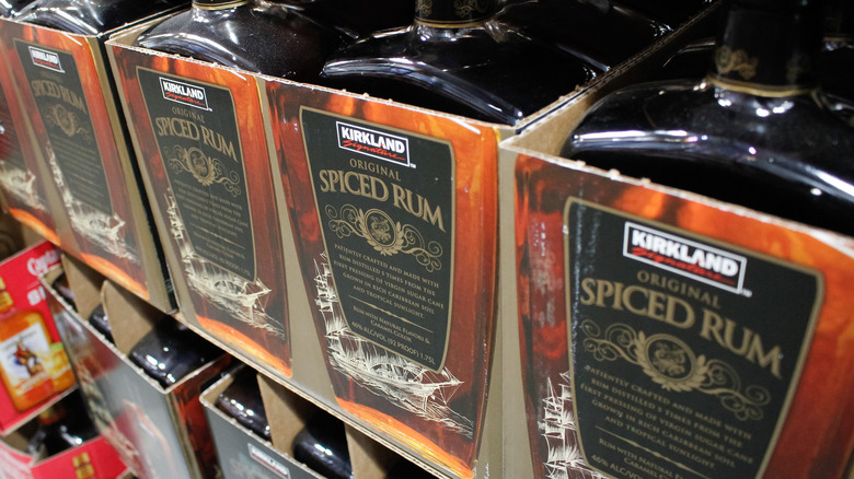 https://www.thedailymeal.com/img/gallery/its-no-secret-who-makes-costcos-kirkland-spiced-rum/intro-1692113259.jpg
