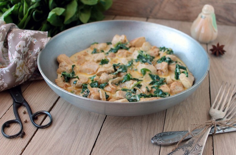 Tarragon Chicken With Mushroom Cream Sauce