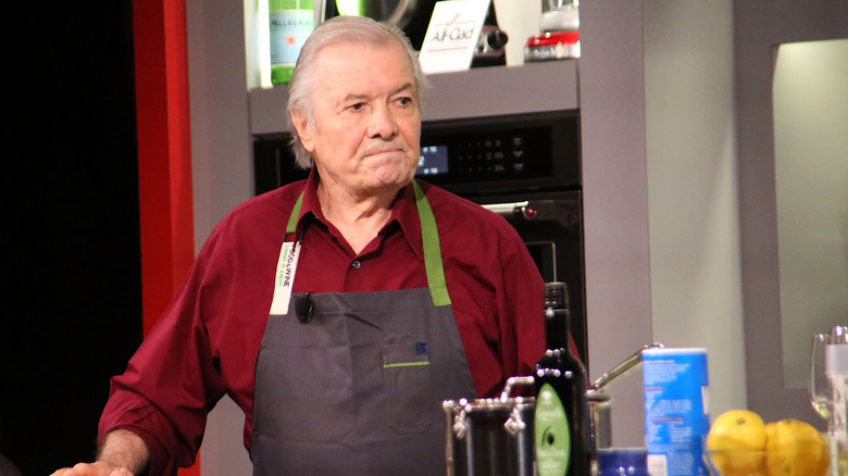 Jacques Pépin wearing apron