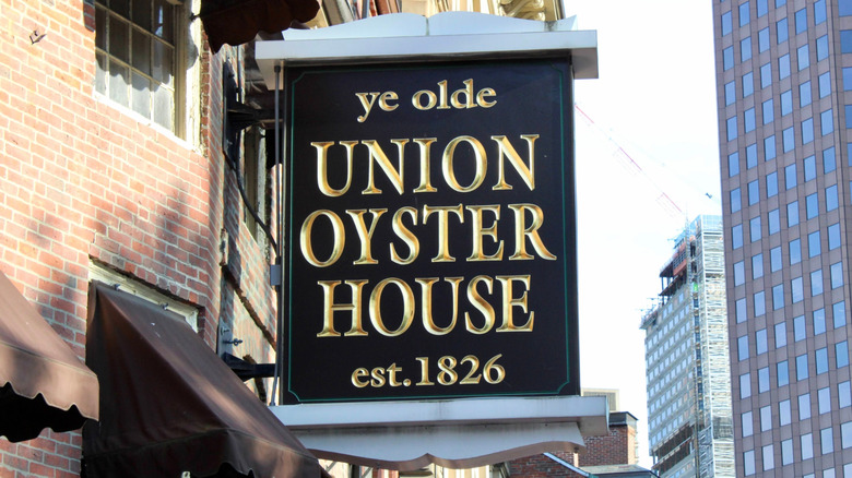 Exterior photo of Ye Olde Union Oyster House