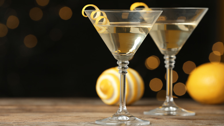 martinis with lemon twist