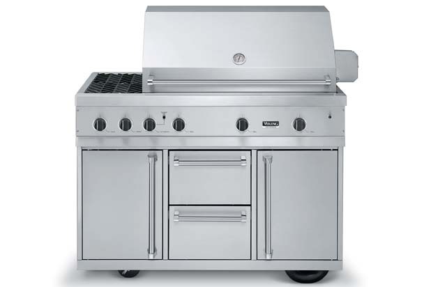 Viking Outdoor 53-Inch Gas Grill with Side Burners and TruSear