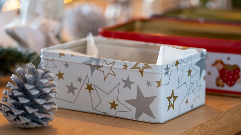 Christmas cookie tins