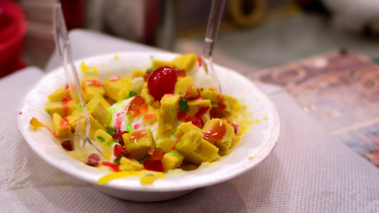 Bowl of kulfi falooda