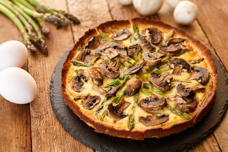 Spring Frittata with Asparagus, Mushrooms and Red Onion