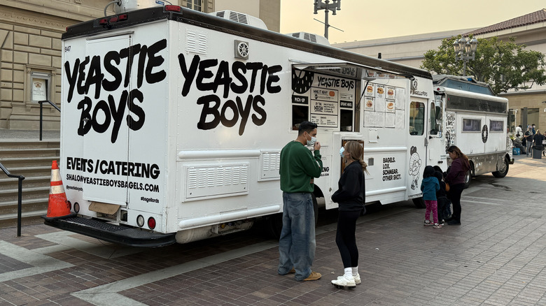 Yeastie Boys food truck handing out food